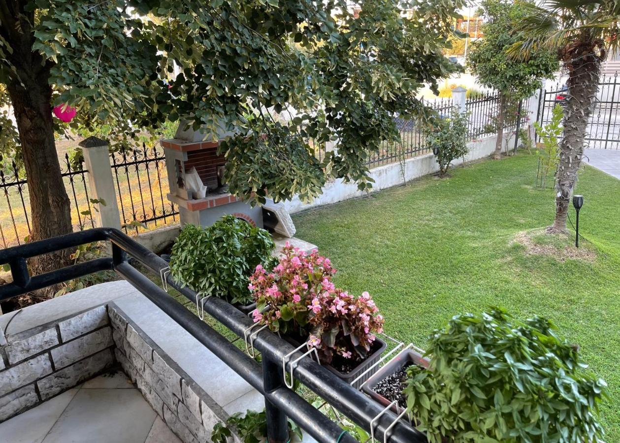 Nikiti Palataki Villa Buitenkant foto